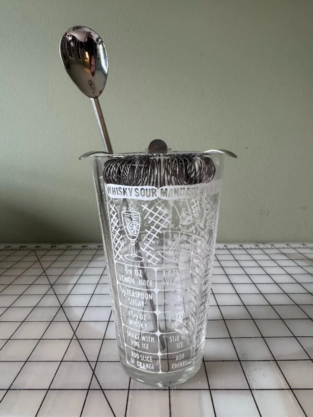 Vintage 1950s Federal Glass Whisky Sour Manhattan Barware Set